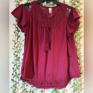 No Boundaries blouse medium